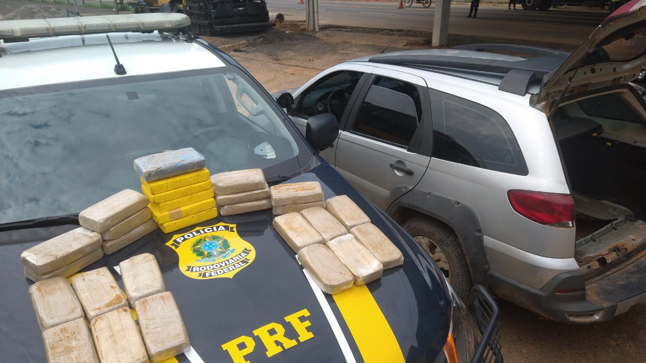 Em Ji-Paraná/RO, PRF intercepta carregamento de 29 quilos de cocaína - News Rondônia