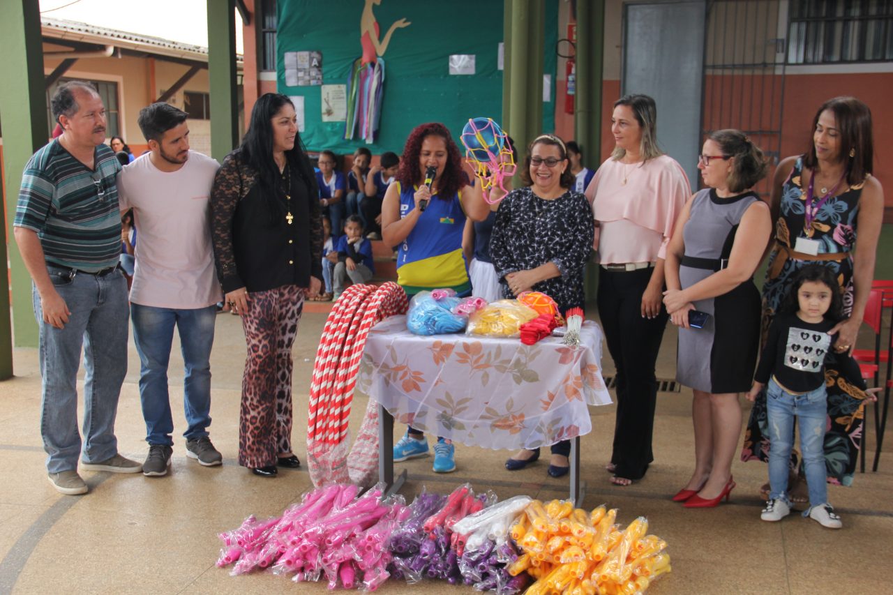 ESCOLA DOM PEDRO I, NA ZONA SUL DA CAPITAL, RECEBE EQUIPAMENTOS PARA TREINAMENTOS DESPORTIVOS - News Rondônia