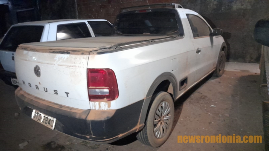 RECUPERADO: Força Tática do 9° prende suspeito com veículo furtado em garagem de loja em Porto Velho - News Rondônia