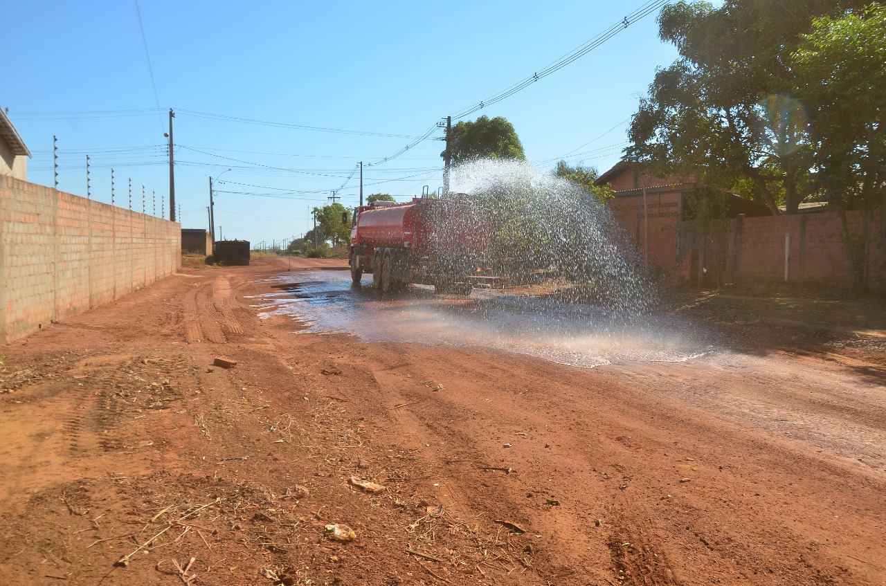 Prefeito e vereadores vistoriam obras de asfaltamento em Rolim de Moura - News Rondônia