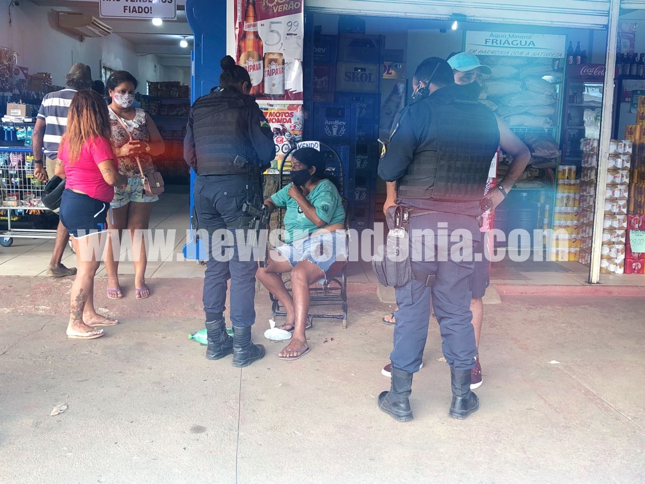 Mulher leva tiro durante assalto em comércio no centro de Porto Velho - News Rondônia