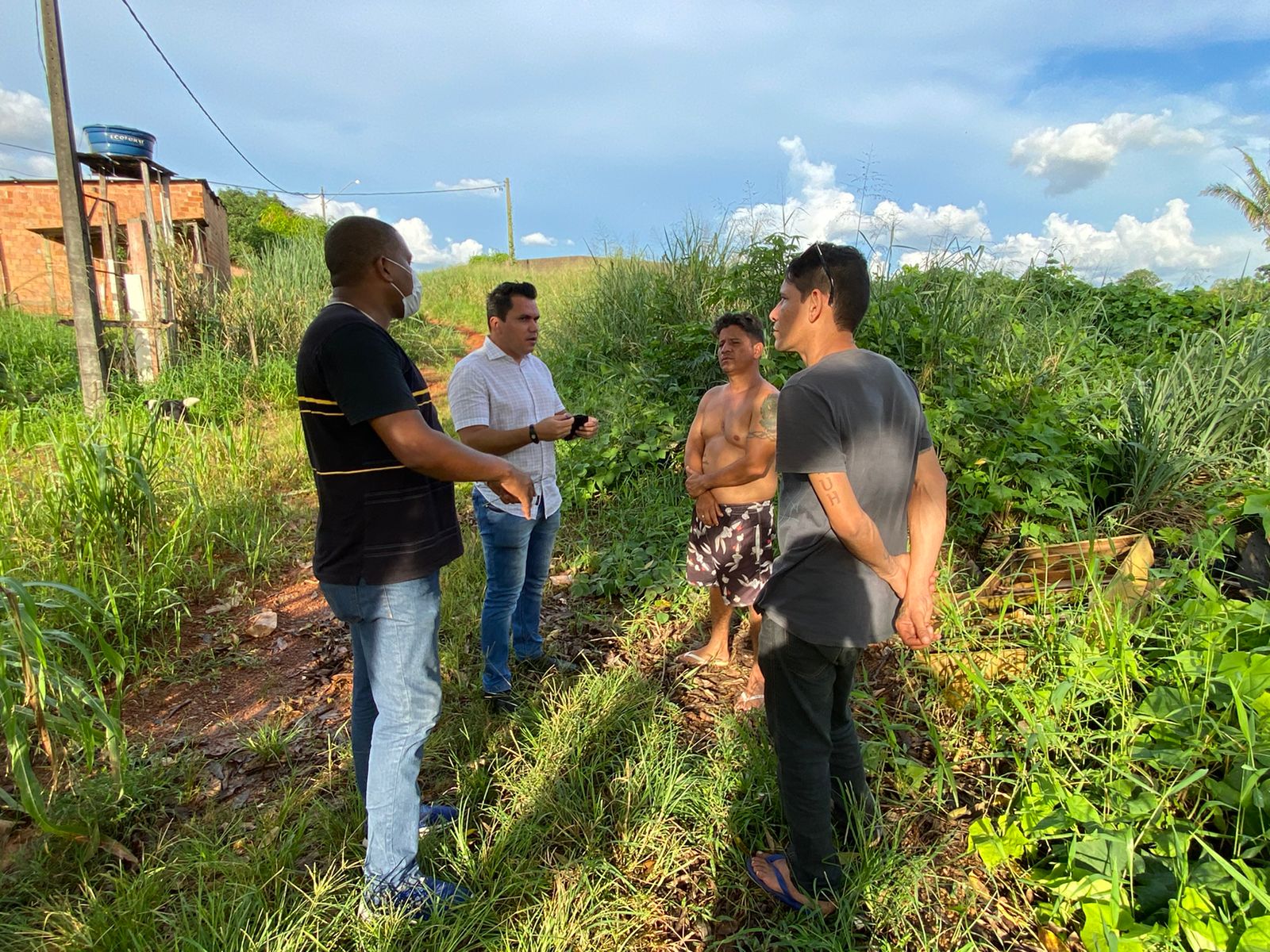 Vereador Edimilson Dourado retorna ao Bairro Castanheira e ouve comunidade - News Rondônia