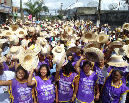 MARCHA DAS MARGARIDAS DEMONSTRA A IMPORTÂNCIA DO FEMINISMO PARA CONSTRUÇÃO DE UMA SOCIEDADE MAIS JUSTA - POR ITAMAR FERREIRA - News Rondônia