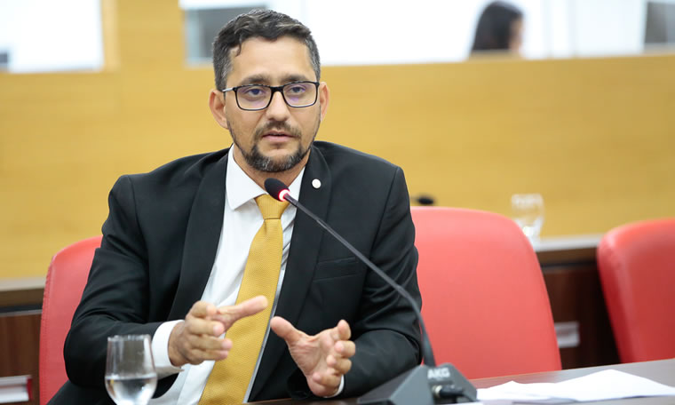 Em sessão histórica, deputado Anderson defende abertura do comércio, fiscalização severa às festas clandestinas e votou favorável em projeto de vacinação contra a Covid-19 - News Rondônia
