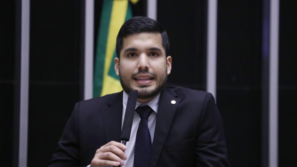 Pedido de criação de uma CPMI é protocolado no Congresso Nacional 