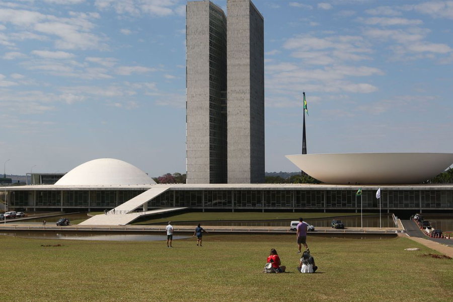 Veto a artigo da LDO dá a Executivo controle de emendas de relator - News Rondônia