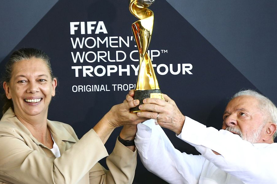 Lula declara apoio para Brasil sediar Copa de Futebol Feminino em 2027 - News Rondônia