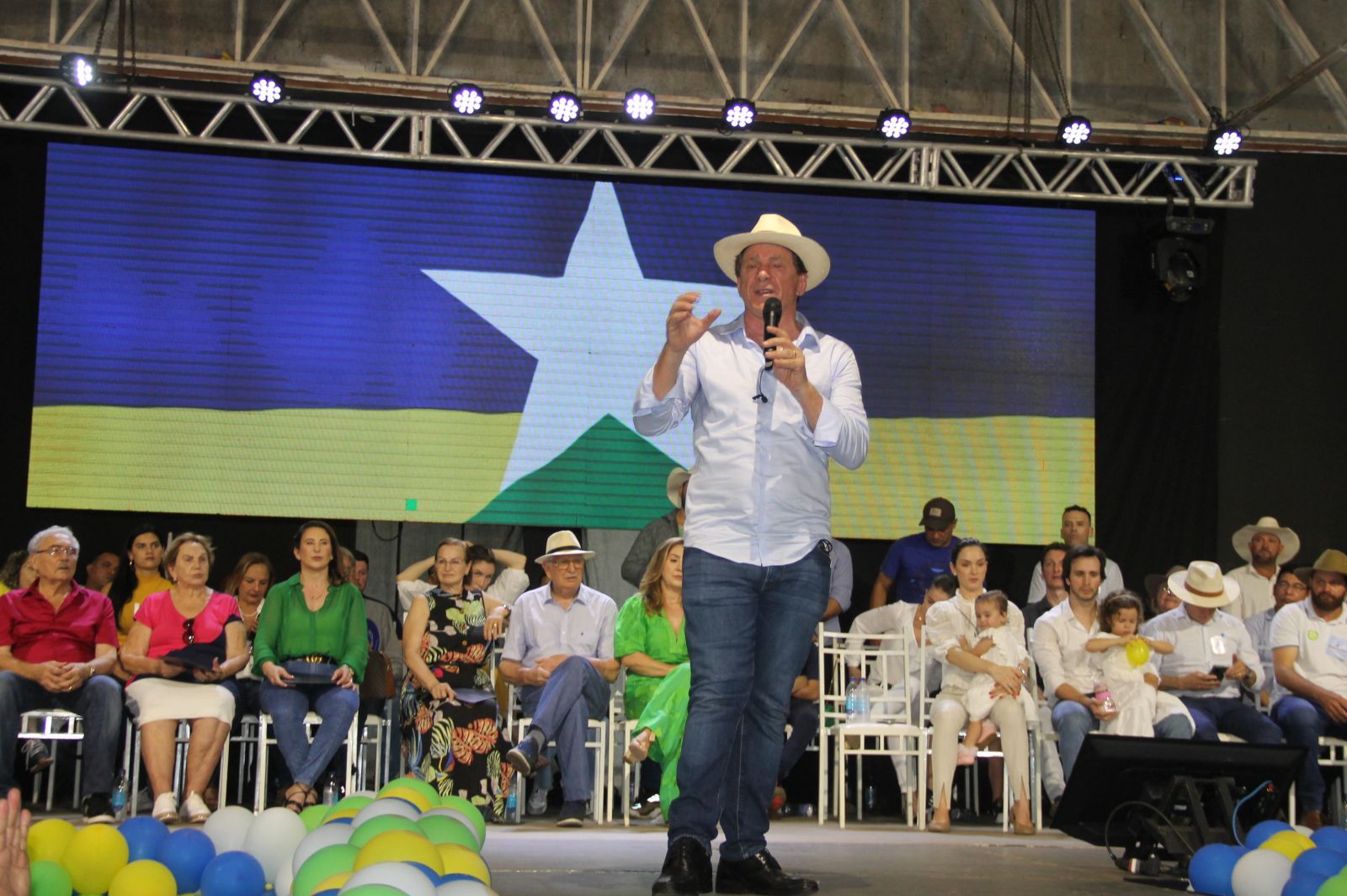 Nada muda: Ivo Cassol segue firme na pré-campanha e tranquiliza apoiadores - News Rondônia
