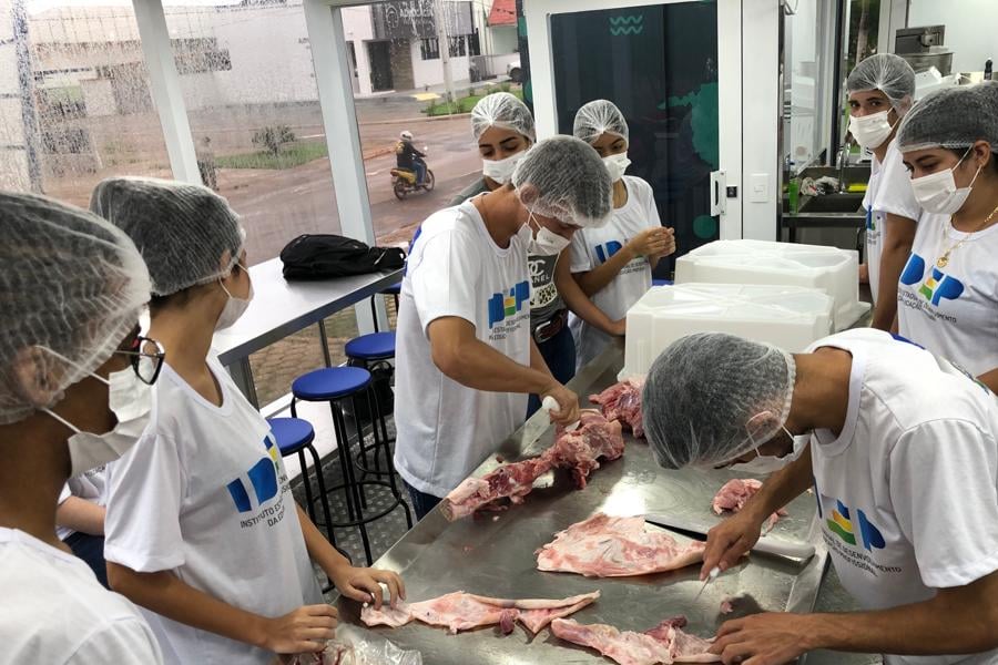 Inscrições para cursos na Escola Móvel de Piscicultura e Frigorífico seguem até o dia 17, em Costa Marques - News Rondônia