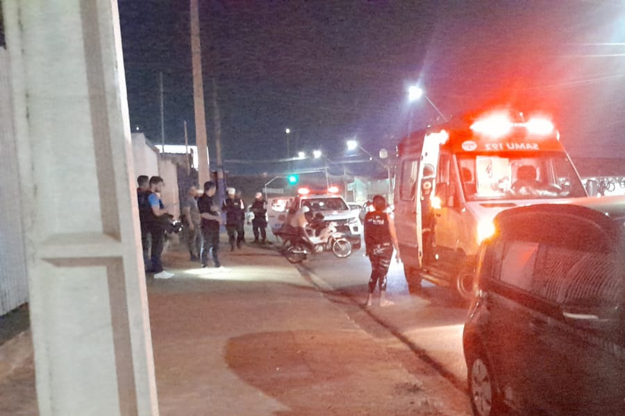 URGENTE: Motociclista tem fratura exposta em acidente com carro na Jatuarana - News Rondônia