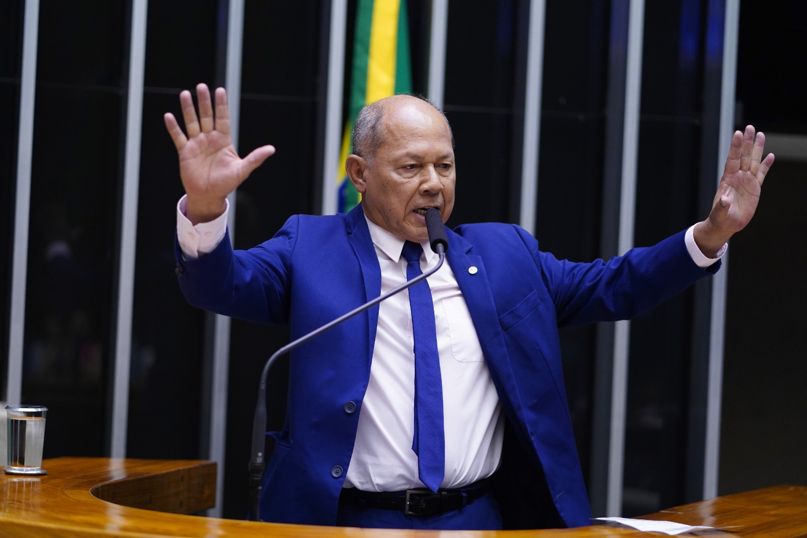 Coronel Chrisóstomo protocola pedido de impeachment contra Lula por crime de responsabilidade - News Rondônia