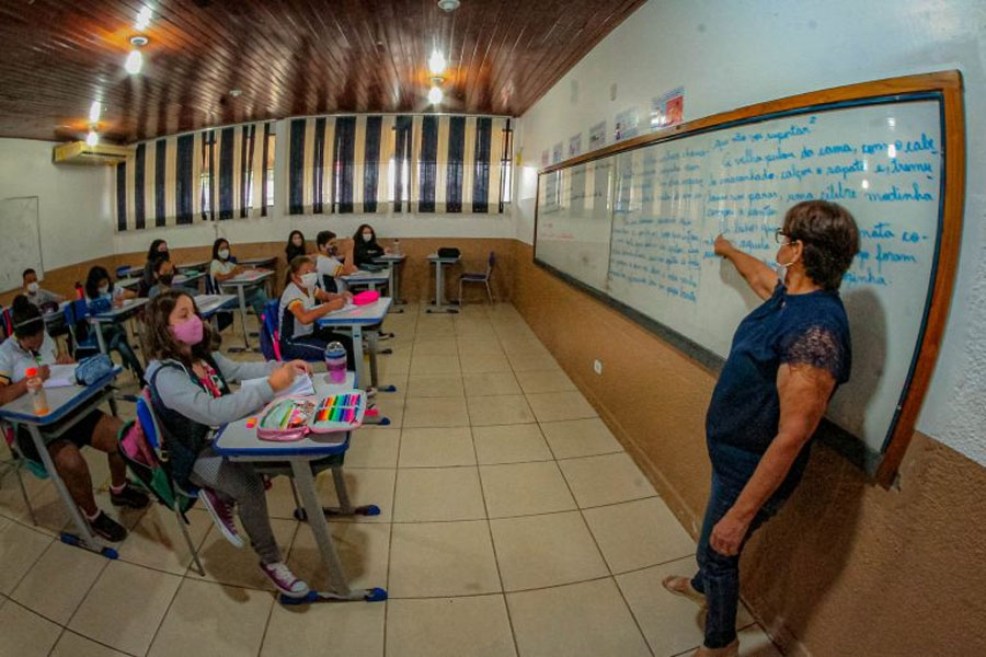 Vagas remanescentes de mestrado em História para professores da Rede Estadual de Ensino estão abertas até 23 de abril - News Rondônia