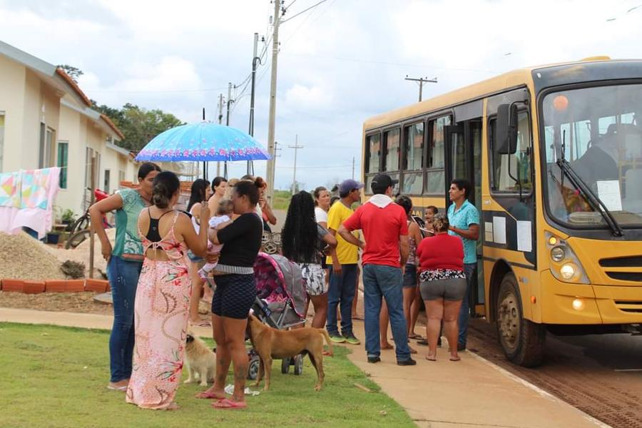 Educação - Governo de Rondônia entrega 25 ônibus escolares para atender  escolas estaduais e municipais do Estado - Governo do Estado de Rondônia -  Governo do Estado de Rondônia