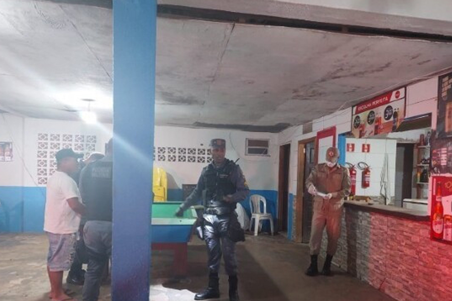 Homem é executado com seis tiros na cabeça dentro de bar em MT - News Rondônia