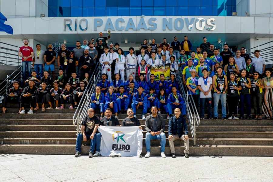 Atletas rondonienses recebem reconhecimento por disputa em torneios e retornarem ao Estado com medalhas - News Rondônia