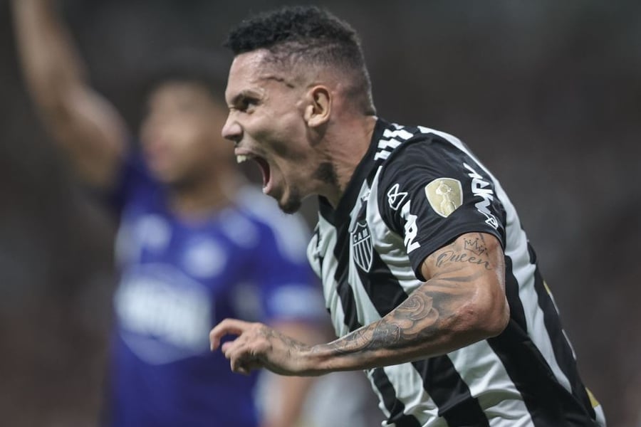 Paulinho decide e Atlético-MG chega à fase de grupos da Libertadores - News Rondônia