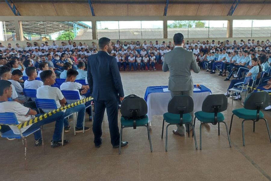 'Paz, cidadania, escola e família' foram temas abordados pela OAB de Rondônia nas escolas da rede estadual - News Rondônia