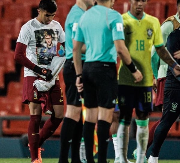 Rondoniense, goleiro da seleção, Mycael presta homenagem ao amigo: 'Estou vivendo o nosso sonho' - News Rondônia