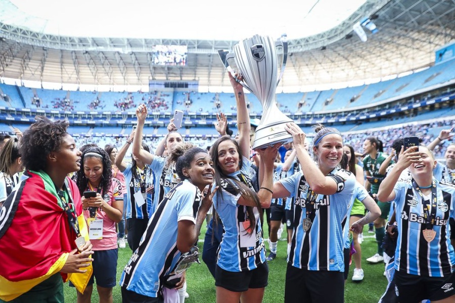 Grêmio e Botafogo superam rivais e conquistam Estaduais femininos - News Rondônia