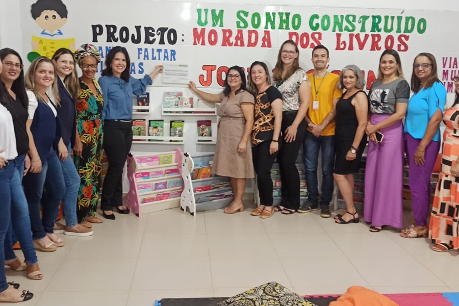 Escola rural que teve projetos contemplados com verbas pecuniárias em Rolim de Moura recebe visita de juíza da comarca - News Rondônia