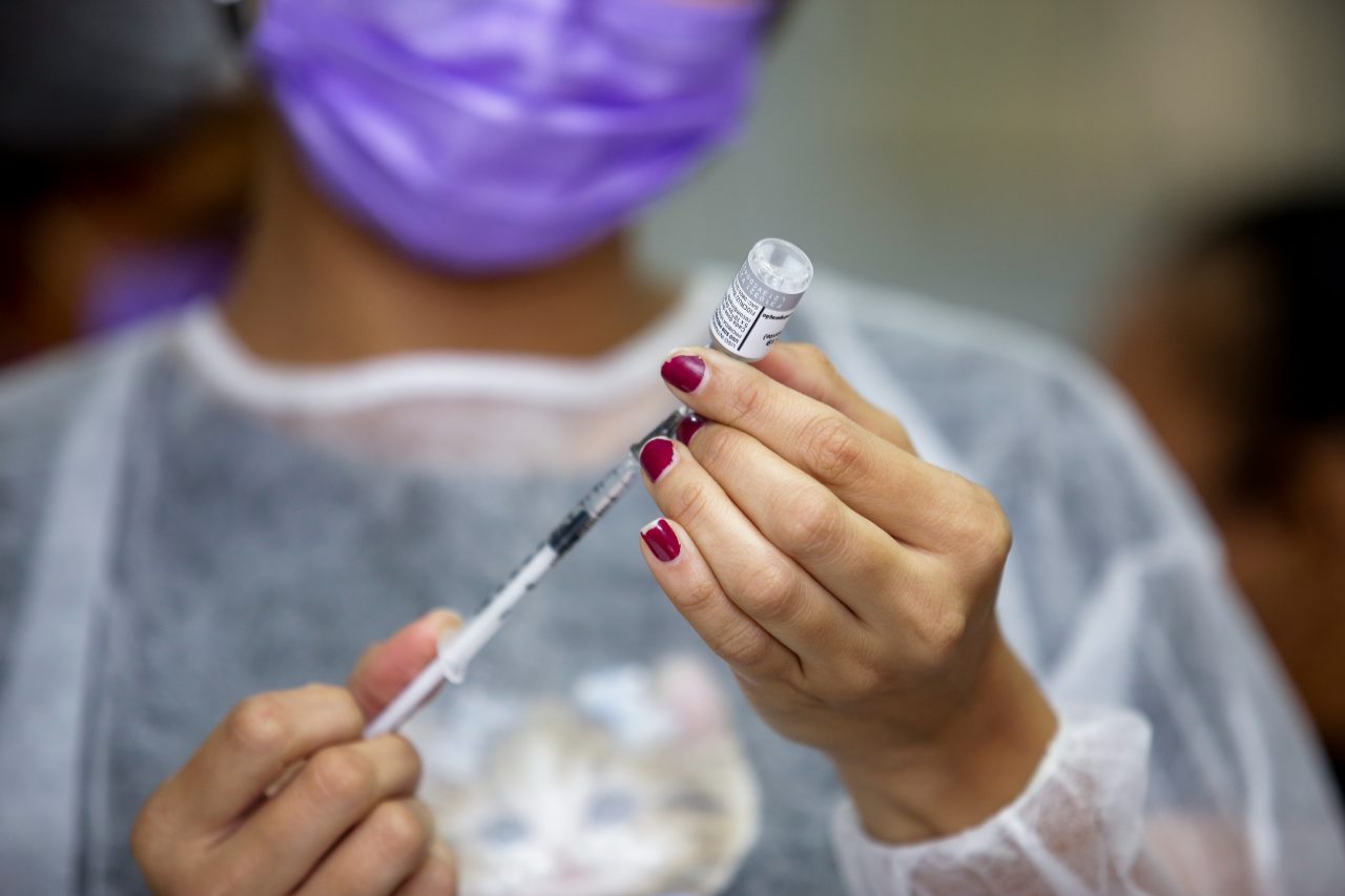 Com quadro de vacinação incompleto, rondonienses arriscam a sorte em meio a subida dos casos de Covid-19 - News Rondônia