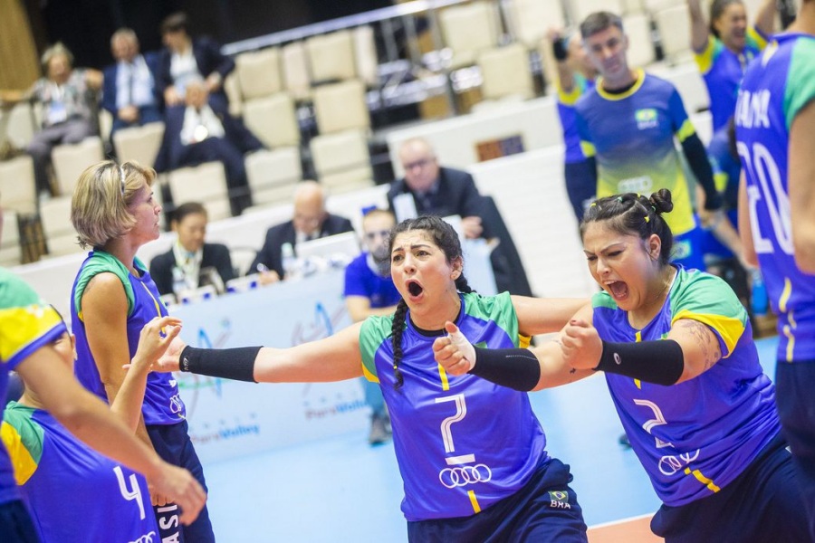 Seleção feminina conquista título mundial inédito no vôlei sentado - News Rondônia